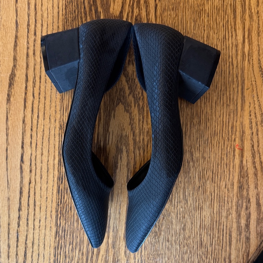 Call It Spring Block Heel Pump - Picture 6 of 8